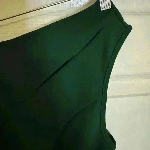 BNWT Pretty Gardens Green Womens Dress size Med - Picture 13 of 15